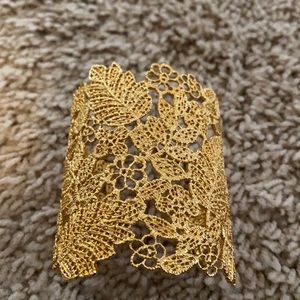 Stella & Dot Gold Cuff Bracelet
